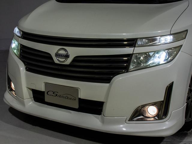 エルグランド ２５０ハイウェイスターアーバンクロム　（禁煙車）（点検記録簿８枚）（保冷温庫マルチファンクションコンソール）（アルパインＢＩＧ－Ｘナビ）後席モニター／フロントリップ／両側自動ドア／黒ハーフレザーシート／バックカメラ／コンビハンドル／（13枚目）