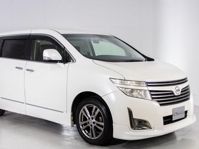 エルグランド ２５０ハイウェイスターアーバンクロム　（禁煙車）（点検記録簿８枚）（保冷温庫マルチファンクションコンソール）（アルパインＢＩＧ－Ｘナビ）後席モニター／フロントリップ／両側自動ドア／黒ハーフレザーシート／バックカメラ／コンビハンドル／（14枚目）