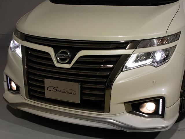 エルグランド ３５０ハイウェイスターホワイトレザーアーバンクロム　（禁煙車）（白本革シート）インテリジェントクルーズコントロール／後席モニター／全周囲カメラ／記録簿１６枚／両側電動スライドドア／パワーバックドア／シートメモリー／クリアランスソナー／ＡＣ１００Ｖ電源（18枚目）