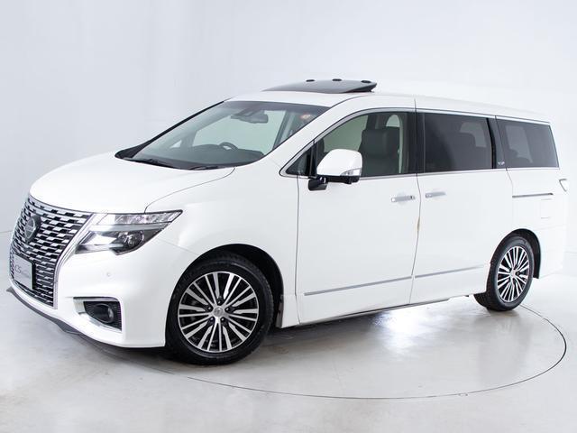 エルグランド ＶＩＰ　（禁煙＆ワンオーナー車両）（３６０°セーフティアシスト）ツインサンルーフ／オートステップ／後席モニター／両側電動スライドドア／黒本革シート／ＡＣ１００Ｖ電源／新品タイヤ／Ｂｌｕ－ｒａｙ再生／記録簿６（11枚目）