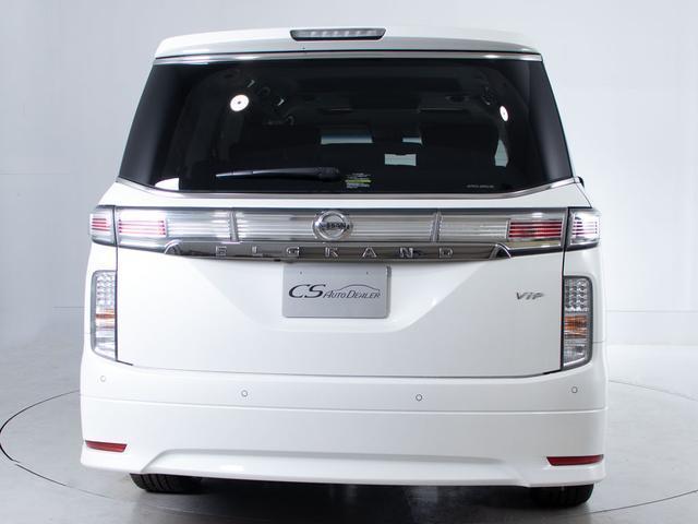 エルグランド ＶＩＰ　（禁煙＆ワンオーナー車両）（３６０°セーフティアシスト）ツインサンルーフ／オートステップ／後席モニター／両側電動スライドドア／黒本革シート／ＡＣ１００Ｖ電源／新品タイヤ／Ｂｌｕ－ｒａｙ再生／記録簿６（20枚目）