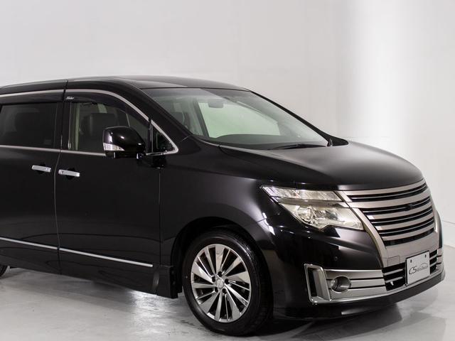 NISSAN ELGRAND RIDER BLACK LINE