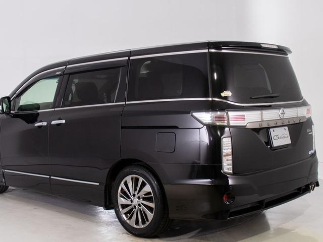 NISSAN ELGRAND RIDER BLACK LINE
