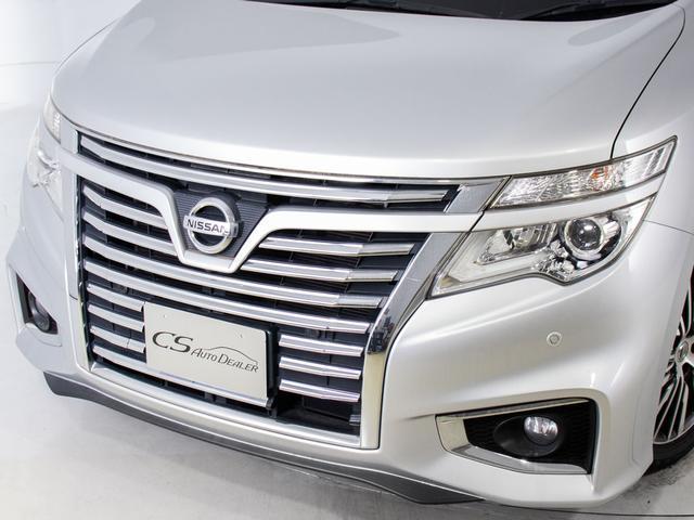 エルグランド ３５０ハイウェイスタープレミアム　（全周囲カメラ）（インテリジェントクルーズコントロール）エマージェンシーブレーキ／黒本革シート／ＡＣ１００Ｖ電源／後席モニター／両側電動スライドドア／パワーシート／シートヒーター／シートメモリー（11枚目）