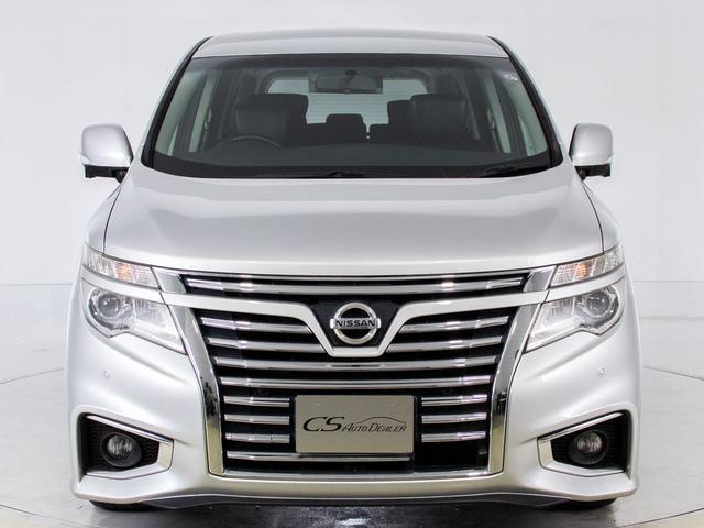 エルグランド ３５０ハイウェイスタープレミアム　（全周囲カメラ）（インテリジェントクルーズコントロール）エマージェンシーブレーキ／黒本革シート／ＡＣ１００Ｖ電源／後席モニター／両側電動スライドドア／パワーシート／シートヒーター／シートメモリー（13枚目）