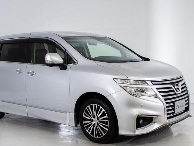 エルグランド ３５０ハイウェイスタープレミアム　（全周囲カメラ）（インテリジェントクルーズコントロール）エマージェンシーブレーキ／黒本革シート／ＡＣ１００Ｖ電源／後席モニター／両側電動スライドドア／パワーシート／シートヒーター／シートメモリー（14枚目）