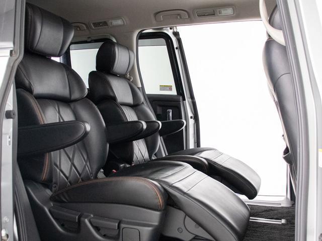 エルグランド ３５０ハイウェイスタープレミアム　（全周囲カメラ）（インテリジェントクルーズコントロール）エマージェンシーブレーキ／黒本革シート／ＡＣ１００Ｖ電源／後席モニター／両側電動スライドドア／パワーシート／シートヒーター／シートメモリー（25枚目）