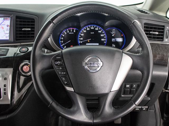 エルグランド ライダー 黒本革シート (禁煙&ワンオーナー車両)(全周囲カメラ)黒本革シート/両側電動スライドドア/後席モニター/AC100V電源/専用AUTECHホイール・スポーツマフラー/クリアランスソナー/Bluetooth接続(32枚目)