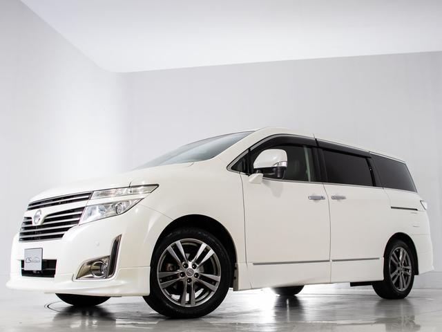 エルグランド ２５０ハイウェイスターアーバンクロム　（禁煙車）（点検記録簿６枚）（後席モニター）両側電動スライドドア／バックカメラ／クリアランスソナー／ハーフレザーシート／クルーズコントロール／フルセグＴＶ／後席オットマン／Ｂｌｕｅｔｏｏｔｈ接続／（16枚目）