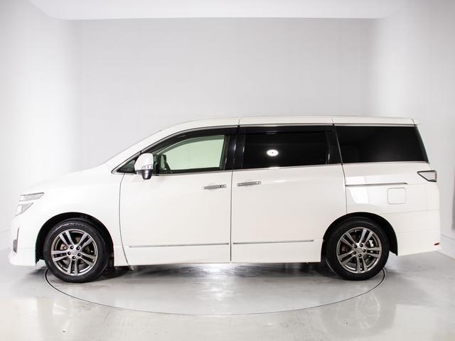 エルグランド ２５０ハイウェイスターアーバンクロム　（禁煙車）（点検記録簿６枚）（後席モニター）両側電動スライドドア／バックカメラ／クリアランスソナー／ハーフレザーシート／クルーズコントロール／フルセグＴＶ／後席オットマン／Ｂｌｕｅｔｏｏｔｈ接続／（21枚目）