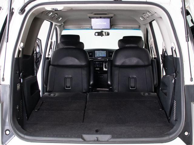 エルグランド ２５０ハイウェイスターアーバンクロム　（禁煙車）（点検記録簿６枚）（後席モニター）両側電動スライドドア／バックカメラ／クリアランスソナー／ハーフレザーシート／クルーズコントロール／フルセグＴＶ／後席オットマン／Ｂｌｕｅｔｏｏｔｈ接続／（31枚目）