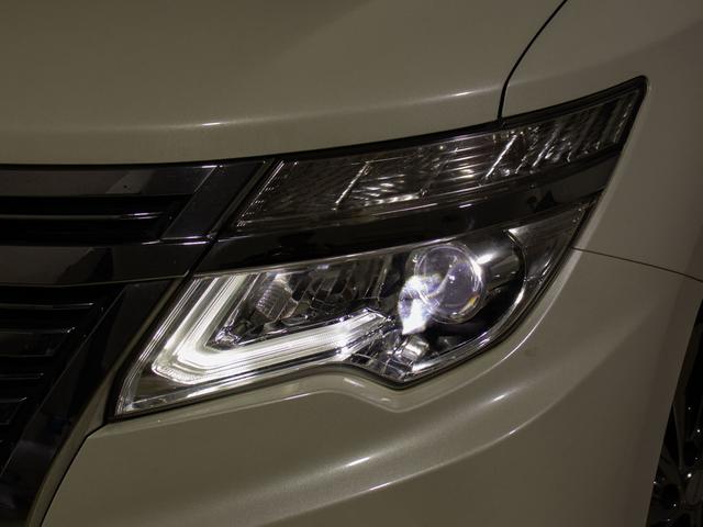 エルグランド ライダー　（禁煙車）（全周囲カメラ）黒本革シート／日産純正ＨＤＤナビ／後席モニター／両側電動スライドドア／／クルーズコントロール／クリアランスソナー／シートヒーター／パワーシート／フルセグＴＶ／後席オットマン（14枚目）