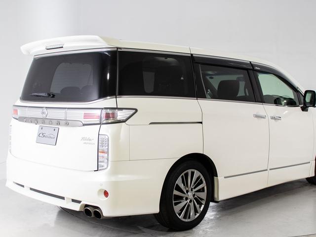 エルグランド ライダー　（禁煙車）（全周囲カメラ）黒本革シート／日産純正ＨＤＤナビ／後席モニター／両側電動スライドドア／／クルーズコントロール／クリアランスソナー／シートヒーター／パワーシート／フルセグＴＶ／後席オットマン（16枚目）