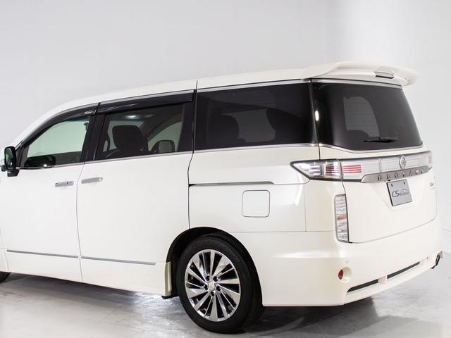 エルグランド ライダー　（禁煙車）（全周囲カメラ）黒本革シート／日産純正ＨＤＤナビ／後席モニター／両側電動スライドドア／／クルーズコントロール／クリアランスソナー／シートヒーター／パワーシート／フルセグＴＶ／後席オットマン（21枚目）