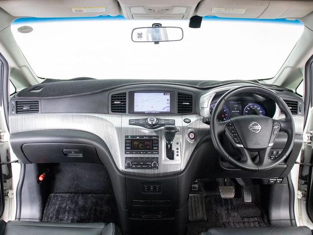 エルグランド ライダー　（禁煙車）（全周囲カメラ）黒本革シート／日産純正ＨＤＤナビ／後席モニター／両側電動スライドドア／／クルーズコントロール／クリアランスソナー／シートヒーター／パワーシート／フルセグＴＶ／後席オットマン（24枚目）