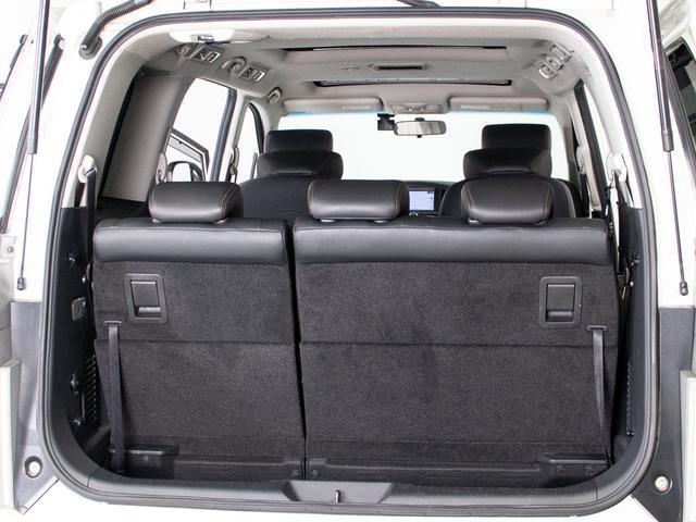 エルグランド ２５０ハイウェイスターＳ　（禁煙車）（サンルーフ）新品タイヤ／全周囲カメラ／点検記録簿８枚／後席モニター／ＡＣ１００Ｖ電源／両側電動スライドドア／クルーズコントロール／クリアランスソナー／ハーフレザーシート／ＬＥＤヘッドライト（32枚目）