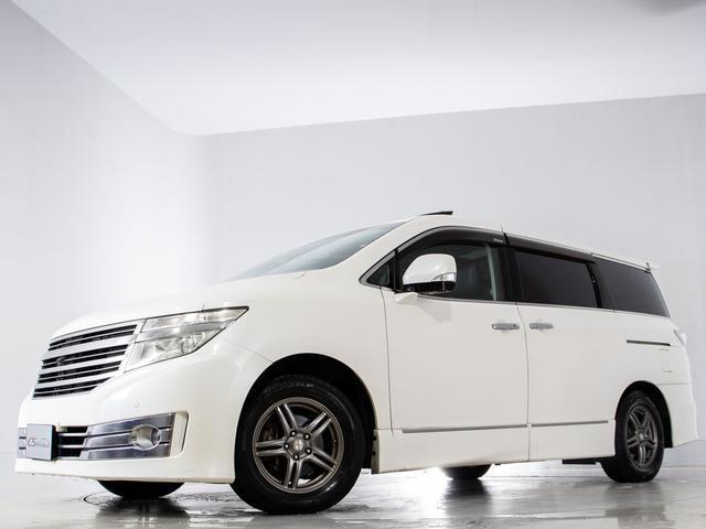 エルグランド ライダー　黒本革シート　パワーシート　（禁煙車）（点検記録簿８枚）（ＢＯＳＥサウンド）ツインサンルーフ／黒本革シート／後席モニター／全周囲カメラ／両側電動スライドドア／パワーバックドア／ＡＣ１００Ｖ電源／日産純正ＨＤＤナビ／シートヒーター（12枚目）