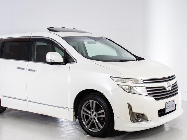 エルグランド ２５０ハイウェイスターアーバンクロム　（点検記録簿１３枚）（ツインサンルーフ）（全周囲カメラ）両側電動スライドドア／後席モニター／ＡＣ１００Ｖ電源／ハーフレザーシート／クリアランスソナー／専用ダークメッキエクステリア／Ｂｌｕｅｔｏｏｔｈ（14枚目）