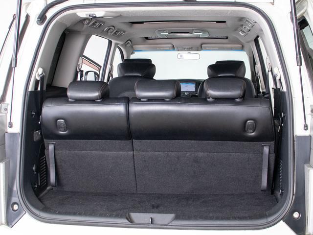 エルグランド ２５０ハイウェイスターアーバンクロム　（点検記録簿１３枚）（ツインサンルーフ）（全周囲カメラ）両側電動スライドドア／後席モニター／ＡＣ１００Ｖ電源／ハーフレザーシート／クリアランスソナー／専用ダークメッキエクステリア／Ｂｌｕｅｔｏｏｔｈ（28枚目）