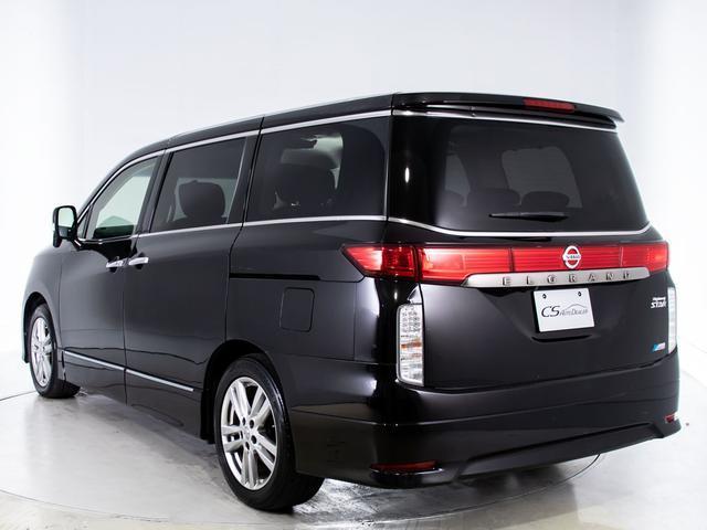 エルグランド ２５０ハイウェイスター　（点検記録簿７枚）（両側電動スライドドア）（後席モニター）ハーフレザーシート／ＡＬＰＩＮＥ製ＨＤＤナビゲーション／バックカメラ／後席オットマン／フルセグＴＶ／Ｂｌｕｅｔｏｏｔｈ接続／ＨＩＤヘッドライト（20枚目）