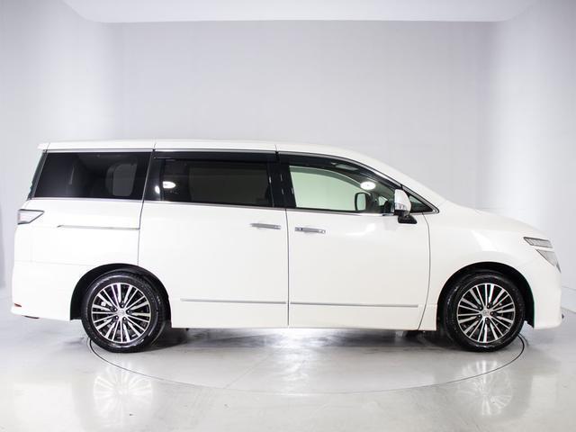 エルグランド ３５０ハイウェイスタープレミアム　（禁煙＆ワンオーナー車両）（点検記録簿８枚）（黒本革シート）インテリジェントクルーズコントロール／エマージェンシーブレーキ／両側電動スライドドア／後席モニター／ＡＣ１００Ｖ電源／全周囲カメラ（19枚目）