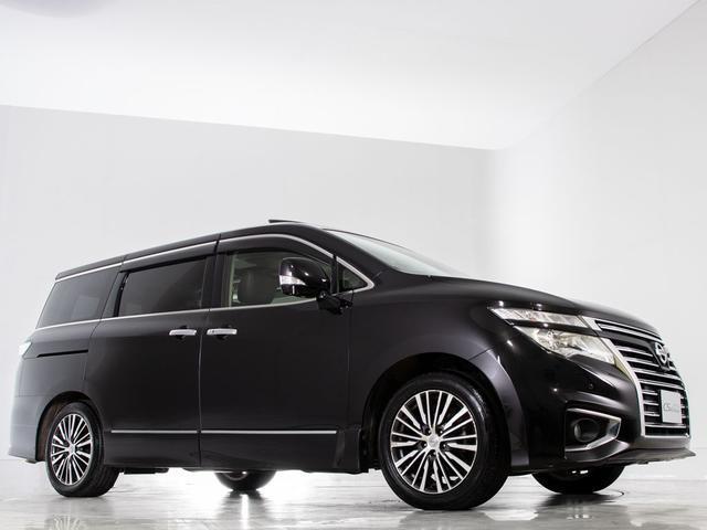 エルグランド ２５０ハイウェイスター　（禁煙車）（ツインサンルーフ）後席モニター／両側電動スライドドア／日産純正ＨＤＤナビ／ハーフレザーシート／クリアランスソナー／ＡＣ１００Ｖ電源／後席オットマン／Ｂｌｕｅｔｏｏｔｈ接続／ビルトインＥＴＣ（12枚目）