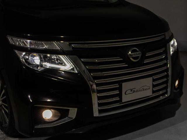 エルグランド ２５０ハイウェイスター　（禁煙車）（ツインサンルーフ）後席モニター／両側電動スライドドア／日産純正ＨＤＤナビ／ハーフレザーシート／クリアランスソナー／ＡＣ１００Ｖ電源／後席オットマン／Ｂｌｕｅｔｏｏｔｈ接続／ビルトインＥＴＣ（13枚目）