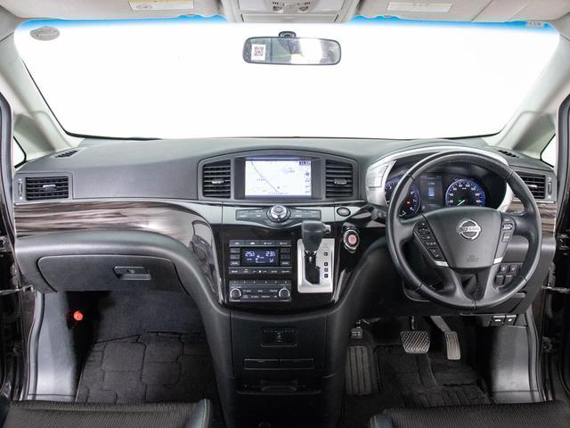 エルグランド ２５０ハイウェイスター　（禁煙車）（ツインサンルーフ）後席モニター／両側電動スライドドア／日産純正ＨＤＤナビ／ハーフレザーシート／クリアランスソナー／ＡＣ１００Ｖ電源／後席オットマン／Ｂｌｕｅｔｏｏｔｈ接続／ビルトインＥＴＣ（33枚目）