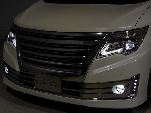 明るく、消費電力の少ない最先端のＬＥＤヘッドライトを標準装備しております！