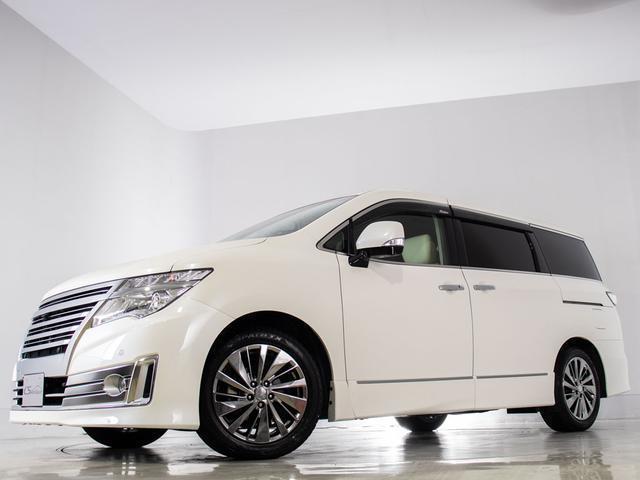 外装は大変綺麗な状態となります！細部に渡り担当スタッフが確認をさせて頂きますのでご安心下さいませ！さらにガラス系ボディコーティングの施工も可能です！詳しくは「ＣＳオートディーラー」にて検索下さいませ！