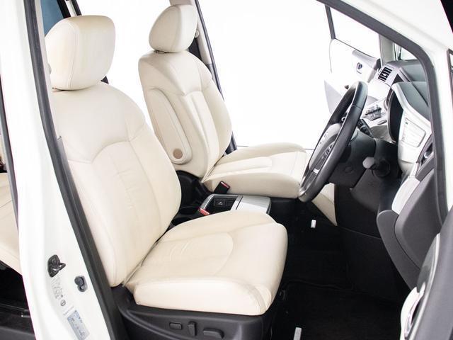 パワーシート装備！シート上下やチルトなど、シート位置の微調整が電動で可能となります！