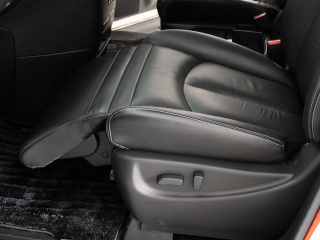 エルグランド ライダー　黒本革シート　マニュアルシート　（ツインサンルーフ）（ＢＯＳＥサウンドシステム）全周囲カメラ／黒本革シート／後席モニター／シートヒーター／ＡＣ１００Ｖ電源／クリアランスソナー／両側電動スライドドア／パワーバックドア／純正ＨＤＤナビ（41枚目）