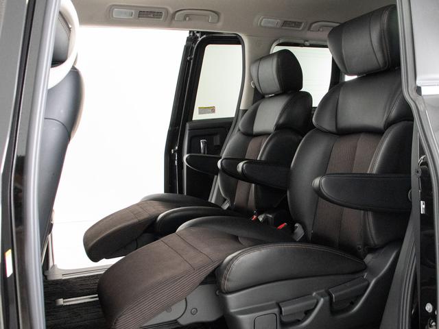 エルグランド ２５０ハイウェイスターＳ　アーバンクロム　（禁煙車）（両側電動スライドドア）ＴＥＩＮ車高調／社外１８インチホイール／点検記録簿１０枚／後席モニター／クルーズコントロール／ハーフレザーシート／バックカメラ／Ｂｌｕｅｔｏｏｔｈ接続／フルセグＴＶ（27枚目）