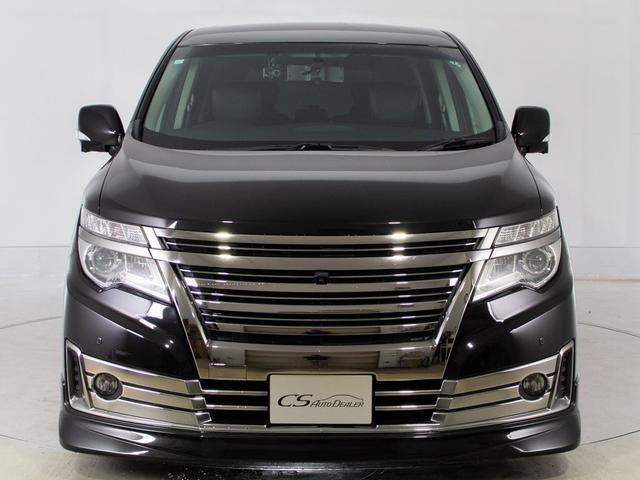 エルグランド ライダー　ハイパフォーマンススペック　ブラックライン　（ＢＯＳＥサウンド）全周囲カメラ／ＴＥＩＮ車高調／ＡＹＳ１９インチホイール／黒本革シート／後席モニター／両側電動スライドドア／パワーバックドア／ＡＣ１００Ｖ電源／専用マフラー・ＥＣＵ／ＥＴＣ／純正ナビ（16枚目）