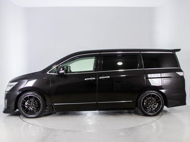 エルグランド ライダー　ハイパフォーマンススペック　ブラックライン　（ＢＯＳＥサウンド）全周囲カメラ／ＴＥＩＮ車高調／ＡＹＳ１９インチホイール／黒本革シート／後席モニター／両側電動スライドドア／パワーバックドア／ＡＣ１００Ｖ電源／専用マフラー・ＥＣＵ／ＥＴＣ／純正ナビ（21枚目）