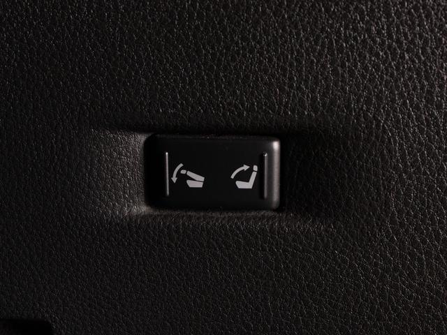 エルグランド ＶＩＰ　サンルーフ／黒本革シート／後席モニター／オートステップ／全周囲カメラ／両側電動スライドドア／パワーバックドア／シートヒーター／パワーシート／クリアランスソナー／ＡＣ１００Ｖ電源／Ｂｌｕｅｔｏｏｔｈ接続（37枚目）