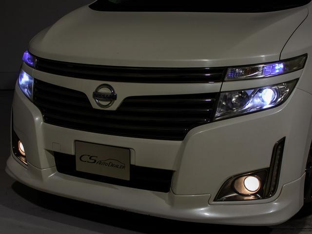 エルグランド ３５０ハイウェイスターアーバンクロム　（ツインサンルーフ）（両側電動スライドドア）（パワーバックドア）（ハーフレザーシート）後席モニタ／バックカメラ／後席オットマン／フルセグＴＶ／Ｂｌｕｅｔｏｏｔｈ接続／ＡＬＰＩＮＥ製ＨＤＤナビゲーション（13枚目）