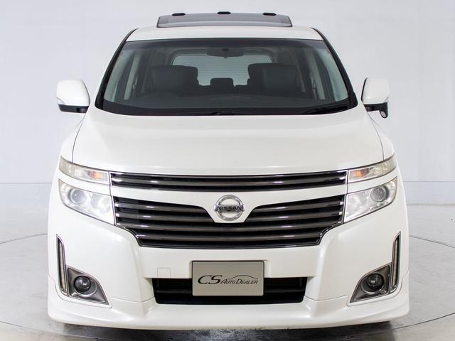 エルグランド ３５０ハイウェイスターアーバンクロム　（ツインサンルーフ）（両側電動スライドドア）（パワーバックドア）（ハーフレザーシート）後席モニタ／バックカメラ／後席オットマン／フルセグＴＶ／Ｂｌｕｅｔｏｏｔｈ接続／ＡＬＰＩＮＥ製ＨＤＤナビゲーション（16枚目）