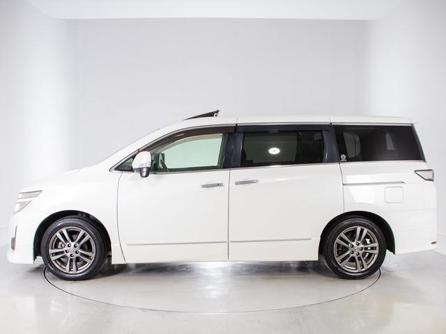 エルグランド ３５０ハイウェイスターアーバンクロム　（ツインサンルーフ）（両側電動スライドドア）（パワーバックドア）（ハーフレザーシート）後席モニタ／バックカメラ／後席オットマン／フルセグＴＶ／Ｂｌｕｅｔｏｏｔｈ接続／ＡＬＰＩＮＥ製ＨＤＤナビゲーション（17枚目）