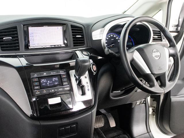 エルグランド ３５０ハイウェイスターアーバンクロム　（ツインサンルーフ）（両側電動スライドドア）（パワーバックドア）（ハーフレザーシート）後席モニタ／バックカメラ／後席オットマン／フルセグＴＶ／Ｂｌｕｅｔｏｏｔｈ接続／ＡＬＰＩＮＥ製ＨＤＤナビゲーション（36枚目）