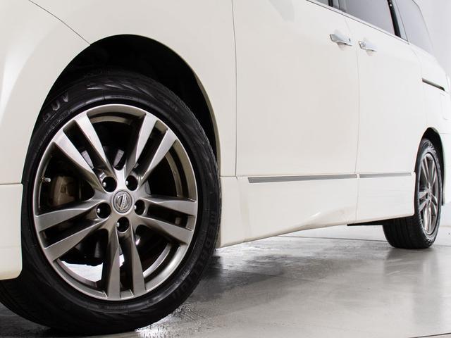 エルグランド ３５０ハイウェイスターアーバンクロム　（サンルーフ）（８人乗りフルフラットシート）全周囲カメラ／後席モニター／両側電動スライドドア／日産純正ＨＤＤナビ／ＡＣ１００Ｖ電源／ハーフレザーシート／クリアランスソナー／パワーバックドア／フルセグ（12枚目）