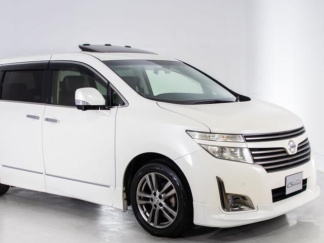 エルグランド ３５０ハイウェイスターアーバンクロム　（サンルーフ）（８人乗りフルフラットシート）全周囲カメラ／後席モニター／両側電動スライドドア／日産純正ＨＤＤナビ／ＡＣ１００Ｖ電源／ハーフレザーシート／クリアランスソナー／パワーバックドア／フルセグ（14枚目）