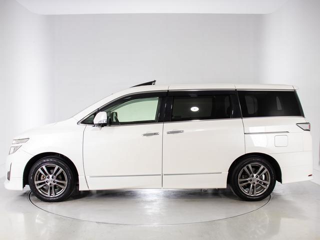 エルグランド ３５０ハイウェイスターアーバンクロム　（サンルーフ）（８人乗りフルフラットシート）全周囲カメラ／後席モニター／両側電動スライドドア／日産純正ＨＤＤナビ／ＡＣ１００Ｖ電源／ハーフレザーシート／クリアランスソナー／パワーバックドア／フルセグ（19枚目）