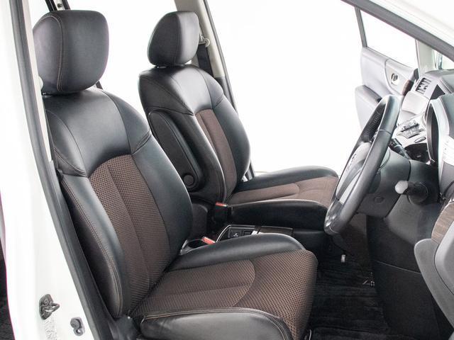 エルグランド ３５０ハイウェイスターアーバンクロム　（サンルーフ）（８人乗りフルフラットシート）全周囲カメラ／後席モニター／両側電動スライドドア／日産純正ＨＤＤナビ／ＡＣ１００Ｖ電源／ハーフレザーシート／クリアランスソナー／パワーバックドア／フルセグ（24枚目）