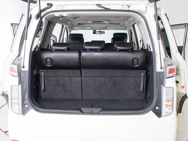 エルグランド ３５０ハイウェイスターアーバンクロム　（サンルーフ）（８人乗りフルフラットシート）全周囲カメラ／後席モニター／両側電動スライドドア／日産純正ＨＤＤナビ／ＡＣ１００Ｖ電源／ハーフレザーシート／クリアランスソナー／パワーバックドア／フルセグ（29枚目）