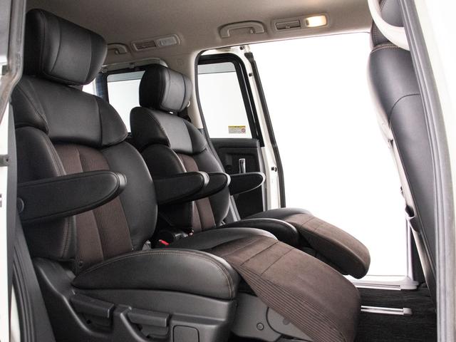 エルグランド 250ハイウェイスターS アーバンクロム (禁煙車)(全周囲カメラ)日産純正HDDナビ/後席モニター/クルーズコントロール/クリアランスソナー/両側電動スライドドア/ハーフレザーシート/AC100V電源/LEDヘッドライト/Bluetooth(28枚目)