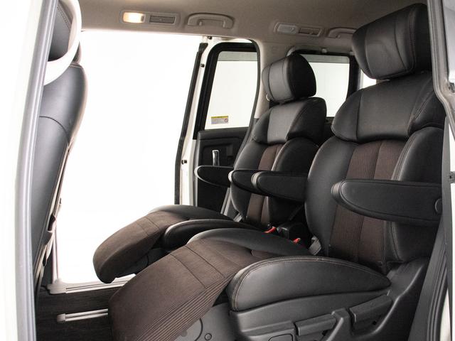 エルグランド 250ハイウェイスターS アーバンクロム (禁煙車)(全周囲カメラ)日産純正HDDナビ/後席モニター/クルーズコントロール/クリアランスソナー/両側電動スライドドア/ハーフレザーシート/AC100V電源/LEDヘッドライト/Bluetooth(29枚目)