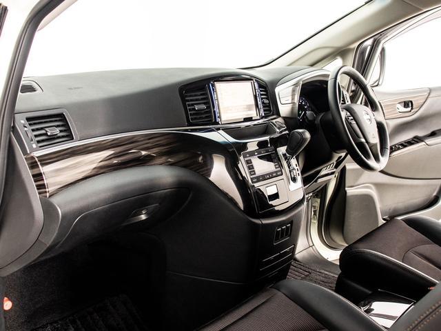 エルグランド ２５０ハイウェイスターＳ　（禁煙車）（両側電動スライドドア）ハーフレザーシート／クルーズコントロール／後席モニター／ＬＥＤヘッドライト／バックカメラ／後席オットマン／フルセグＴＶ／Ｂｌｕｅｔｏｏｔｈ接続／ビルトインＥＴＣ（34枚目）