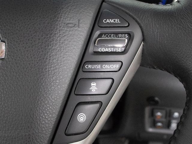 エルグランド ＶＩＰ　（点検整備記録簿１５枚）（ツインサンルーフ）白本革シート／保冷温庫／インテリジェントクルーズコントロール／エマージェンシーブレーキ／後席モニター／両側自動ドア／パワーバックドア／ＡＣ１００Ｖ電源（42枚目）