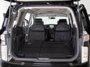 ラゲッジスペースも広々しています!サードシートの背もたれは跳ね上げ式となり、長尺物でも積み込みが楽々です。